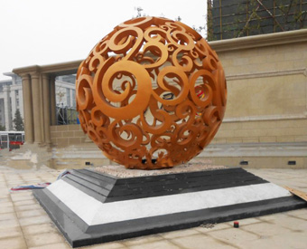 不銹鋼雕塑價格的影響因素有哪些？